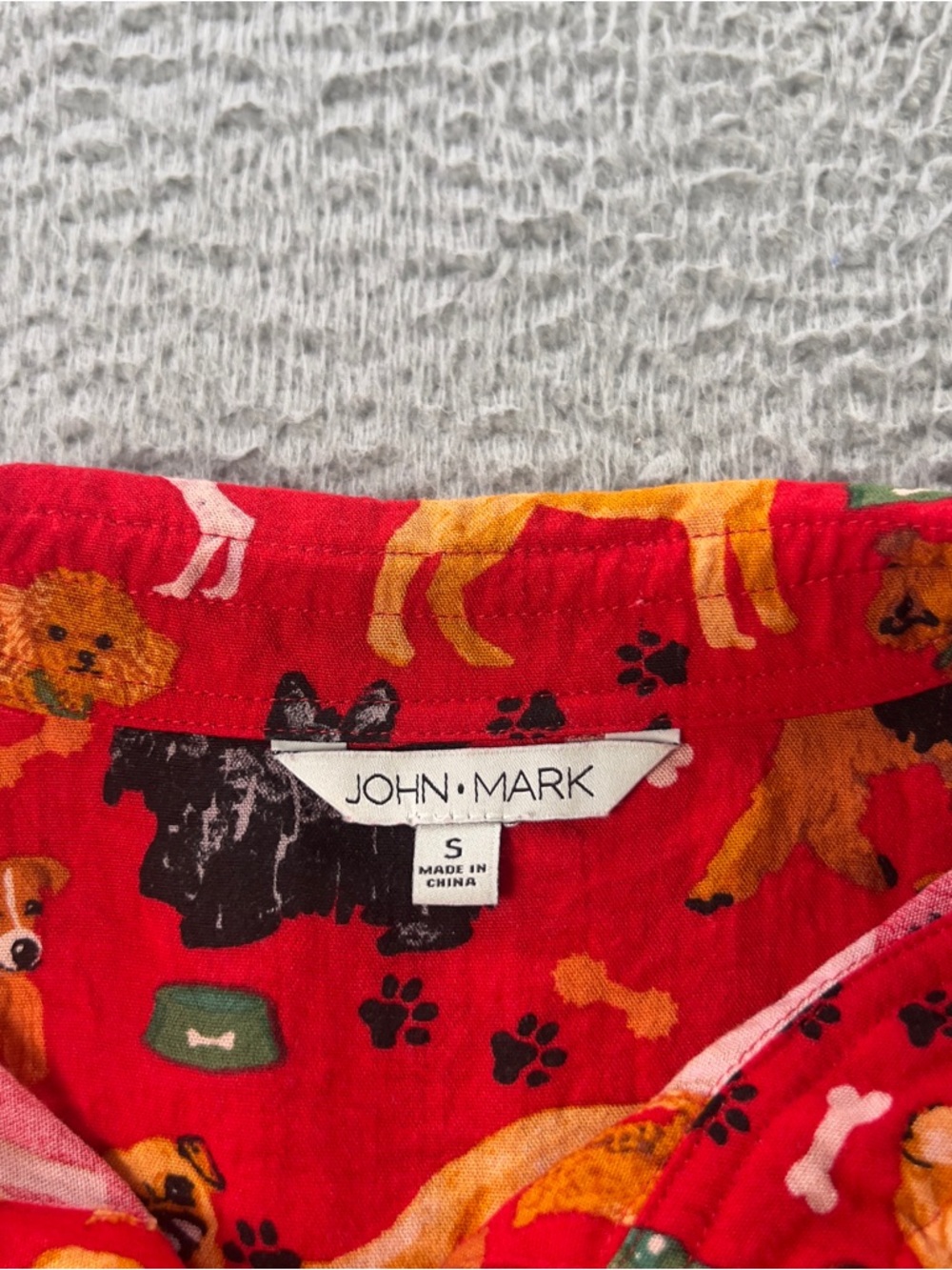 John Mark Top Womens Small Red Dogs All Over Print Wire Collar Button Tunic - Picture 5 of 9